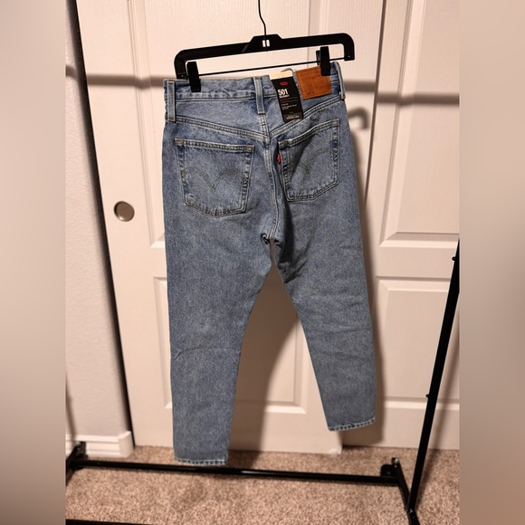 Levi’s Distressed Blue Jeans Size 25 BNWT Skinny - Picture 2 of 4